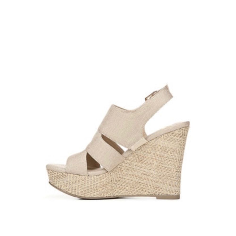 👡 NWT Fergalicious Valentina Wedge Sandals 👡 - Picture 3 of 5
